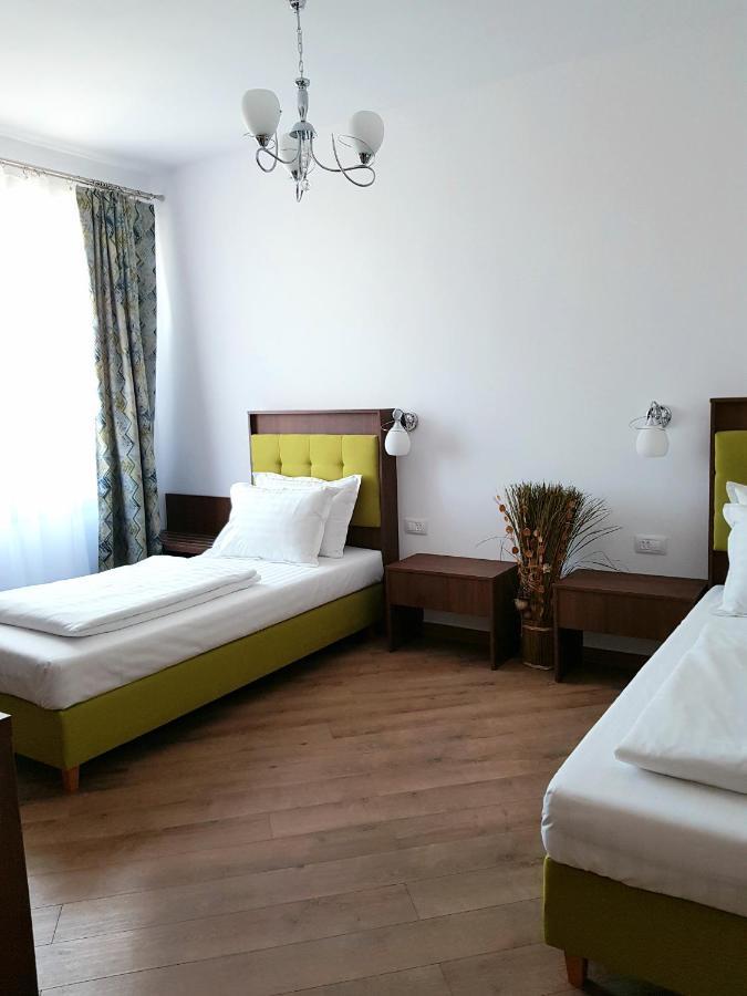 Hotel Helios Sulina Esterno foto